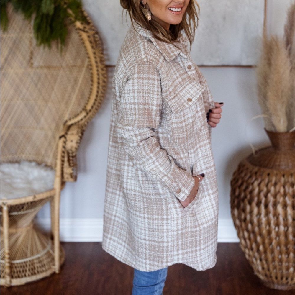 NWT Taupe Plaid Coat - Picture 3 of 4